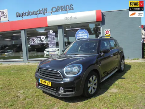 Mini Countryman 1.5 Cooper Business Edition AUTOMAAT