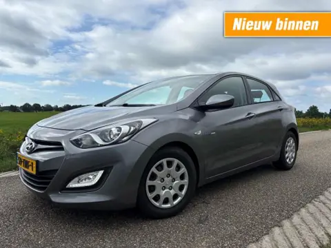 HYUNDAI I30 1.6 GDI I-DRIVE COOL / AIRCO / CRUISE / NETTE STAAT