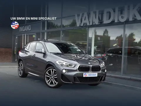 BMW X2 sDrive18i High Exe M Sport Pano.Dak Comfort Access Camera Park.Ass Memory Stoelen 19'' LM Vel