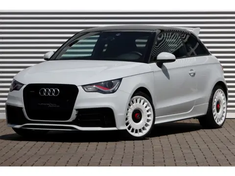 Audi A1 2.0 Quattro 1/333 19.310Km ! (bj 2013)