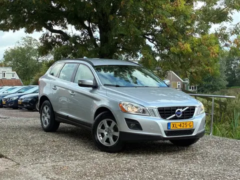 Volvo XC60 2.4D AWD Kinetic | Automaat + Cruise + Clima nu € 5.975,-!!!