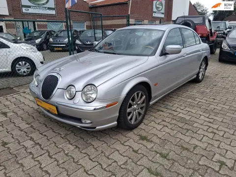 Jaguar S-type 4.0 V8 Sport