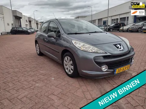 Peugeot 207 1.6 VTi Sublime mooie auto bel 0619590613 AIRCO AUTOMAAT 5 DRS