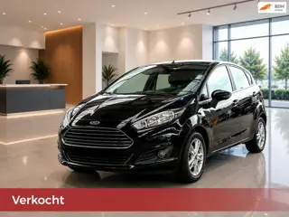 Ford Fiesta 1.0 Titanium 5D Airco Stoelverwarming Parkeersensoren APK 2027 Elek.ramen Velgen ( Nieuw