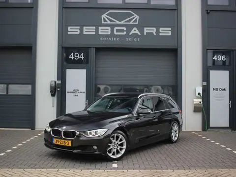 BMW 3 Serie Touring 320i Nieuwe Koppeling, Facelift, NAP, LEDER, CRUISE, RIJDT SUPER
