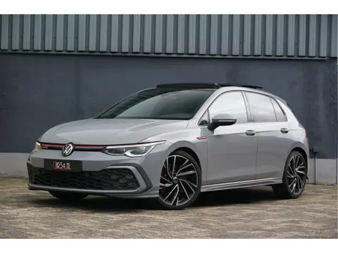 Volkswagen Golf 2.0 TSI GTI Panoramadak/Harman-Kardon/Matrix/Camera/19Inch