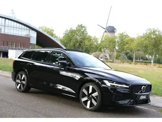 Volvo V60 2.0 T8 Plug-in Hybrid AWD Aut 335kW 456Pk 2024 Ultra Dark Fully Loaded Massage 1e eigenaar