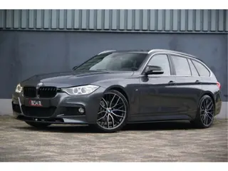 BMW 3 Serie Touring 320i Facelift 260PK M-Sport Performance NL Auto/Navi-prof/Keyless/LED/19Inch Aut