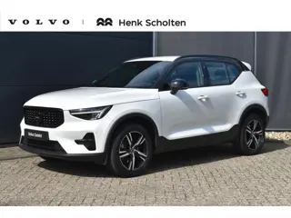 Volvo XC40 B4 Automaat Plus Dark | Semi Elek. Inklapbare Trekhaak | Elek. bedienbare voorstoelen met