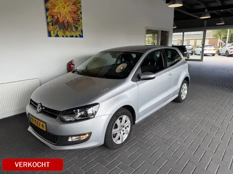 Volkswagen Polo 1.2 TSI BlueMotion Highline CLIMA/NIEUWE BAK/KETTING/CRUISE CONTROL/NIEUWE APK.