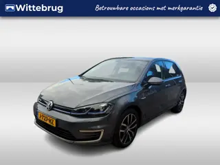 Volkswagen e-Golf E-DITION / Parkeerassistent / Navi / Stoelverwarming