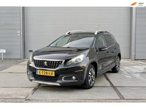 Peugeot 2008 1.2 PureTech Blue Lion Automaat l Leder 2018
