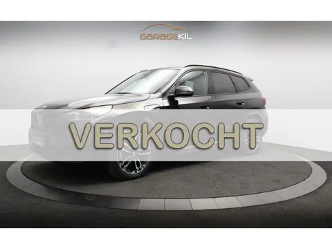 BMW X1 xDrive25e M-Sport Dealeronderh. / Shadowline / Panoramadak / Trekhaak / Keyless Entry / Stoel