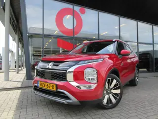 Mitsubishi Outlander 2.4 PHEV First Edition 4WD AUTOMAAT 306 PK