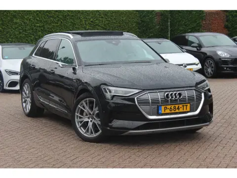 Audi e-tron 55 quattro S edition 95 kWh 46.023 km!. / SoH 94,6% / Panoramadak / 360Camera / Head-up 