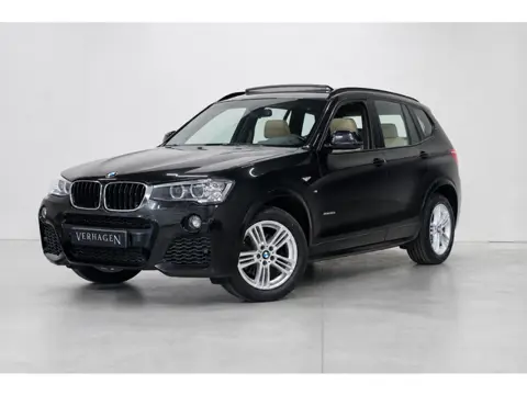 BMW X3 sDrive20i High Executive M-pakket Pano Leer Trekhaak