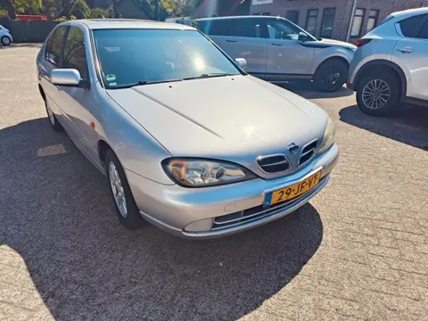 Nissan Primera 2.0 Elegance Plus CVT M6