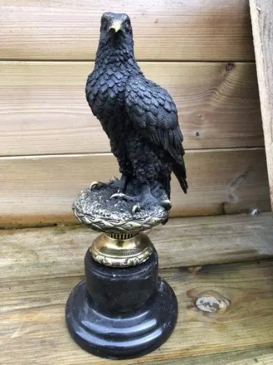 Bronzen beeld , adelaar , kado