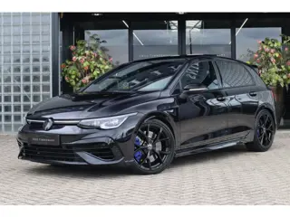 Volkswagen Golf R 4Motion | Akrapovic, Performance-pakket, Panoramadak, Harman/Kardon, Zitklima, Stu