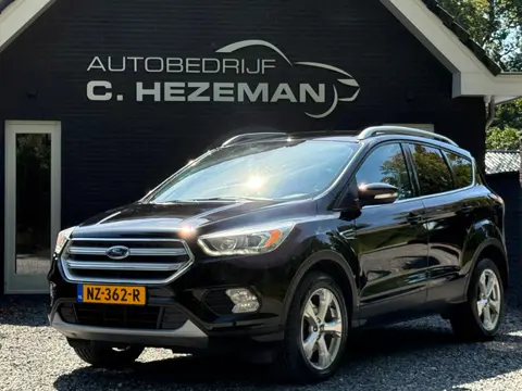 Ford Kuga 1.5 150PK Titanium DealerOH Navigatie Camera Cruise Climate Control ELEK A KLEP