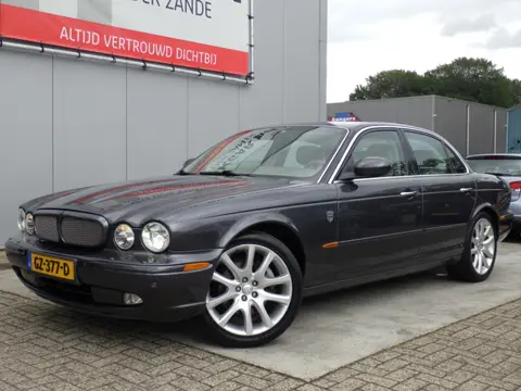 Jaguar XJ 4.2 V8 AUT Executive, Leder, Cruise, PDC, Compleet!