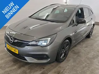OPEL ASTRA SPORTS TOURER 1.2 DESIGN & TECH I DEALER ONDERHOUDEN I P-CAMERA I NAVIGATIE I APPLE CARPL