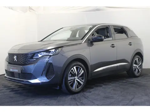 Peugeot 3008 1.2 PureTech Allure (bj 2022, automaat)