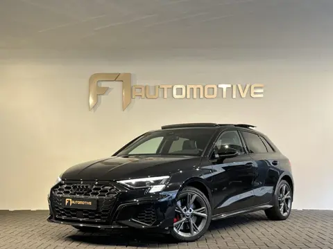 Audi A3 Sportback 45 TFSI e S edition Competition Pano|RS Seats|Sfeer|Keyless|Camera