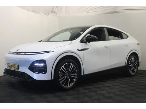 XPENG G6 RWD Standard Range 66 kWh (bj 2024, automaat)