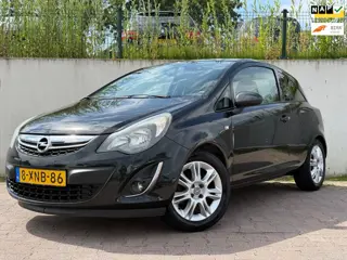 Opel Corsa 1.2-16V BlitZ/NAVI/CRUISE/PDC/FACELIFT/NIEUWE APK AFLEVERING/INRUIL KOOPJE/