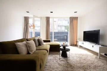 Woning aan de Derde Schinkelstraat te Amsterdam