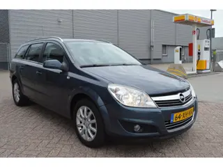 Opel Astra Wagon 1.6 Temptation bj07 airco elec pak trekhaak