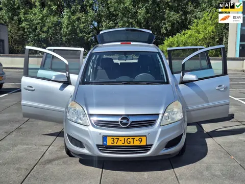 Opel Zafira €3450,-1.8 Business Automaat 7P Aircondition
