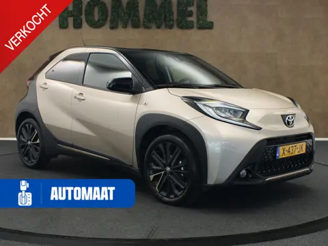 Toyota Aygo X 1.0 VVT-i S-CVT Premium ORIGINEEL NEDERLANDSE AUTO - TWO TONE - STOELVERWARMING - ADAP
