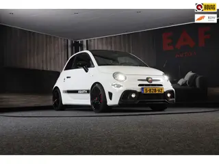Fiat 500 1.4 T-Jet Abarth Esseesse 70th Anniversary / Sabelt Stoelen / AKRAPOVIC / Carbon / Navi / E