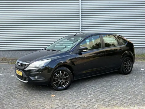 Ford Focus 1.6 Titanium Trekhaak Navi Cruise Airco ijskoud PDC