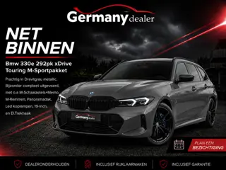 BMW 3 Serie Touring 330e xDrive 292pk M-Sport+Pro Schaalstoelen Dravit Pano Trekhaak 19-inch