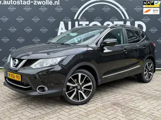 Nissan Qashqai 1.2 Premier Edition NL-Auto / 2e Eigenaar / Pano / Navi / APK / Airco