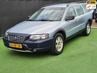 Volvo XC70 Cross Country 2.4 T Comfort Line LEDER AUTOMAAT!