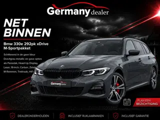 BMW 3 Serie Touring 330e xDrive 292pk M-Sport Dravit Pano Trekhaak Carbon Head-Up Laser 19-Inch VOL!