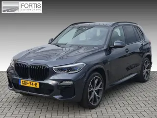 BMW X5 xDrive45e High Executive | M-Pakket| Individual Stoelen| Dealer onderhouden| SOH 88%|