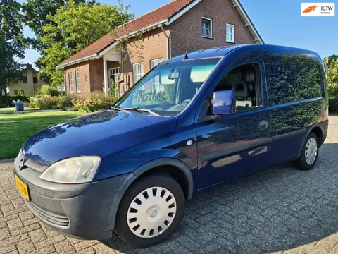 Opel Combo 1.4-16V Benzine met Zijdeur en Trekhaak !