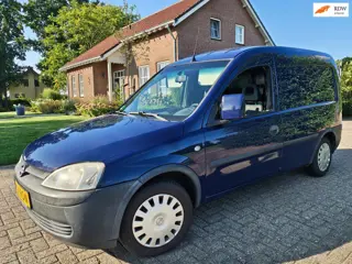 Opel Combo 1.4-16V Benzine met Zijdeur en Trekhaak !