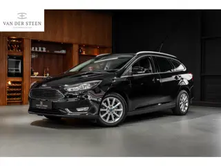 Ford Focus Wagon 1.5 Titanium Edition Navigatie | Trekhaak | Cruise