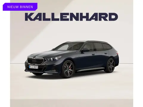 BMW 5 Serie Touring 550e xDrive - M-Sport Pro - Comfortzetels - Pano - Trekhaak - Head-up