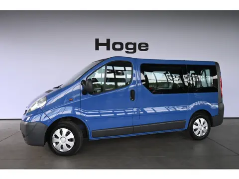 Opel Vivaro Combi 2.5 CDTI L1H1 Automaat 9 Persoons Airco Trekhaak Rijklaarprijs! Inruil Mogelijk!