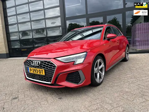 Audi A3 Sportback 30 TFSI S-LINE, 1 Eigenaar, Automaat