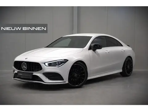 Mercedes-Benz CLA-Klasse 180 Business Solution AMG | Stoelverwarming | Apple Carplay | Keyless | Cam