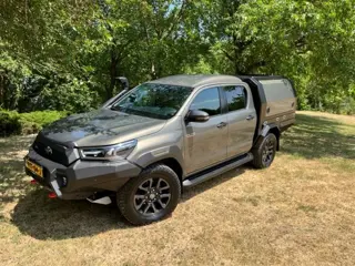 Toyota Hilux 2.8 D-4D TD 4X4 5 PERS VAN MULTI CARGO CUSTOM EDITION XXL SMART CAB € 88.300EXCL OPBOUW