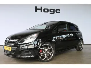 Opel Corsa 1.6-16V GSI 150 PK! Cruise control Lichtmetaal Navigatie Xenon Elektrisch Pakket Inruil M
